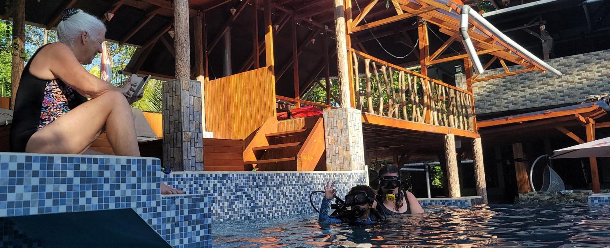 Bunaken Villa Queen'S Dive Manado Eksteriør billede